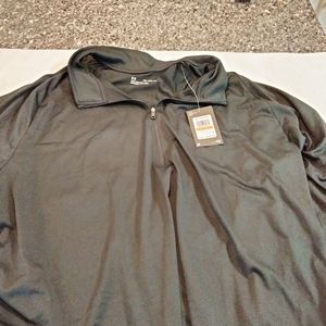 Under Armour 1/4 zip shirt new with tags. 4x